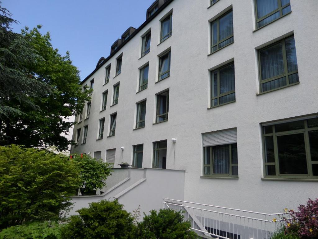 Christkoenigshaus Hotel Stuttgart Bagian luar foto