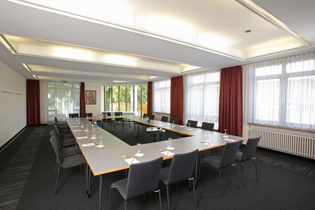 Christkoenigshaus Hotel Stuttgart Bagian luar foto